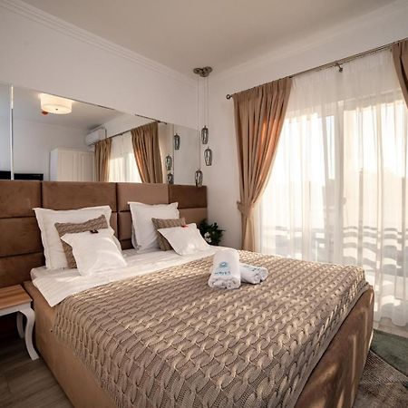 Club Waves - Vama Veche Hotel Eksteriør billede