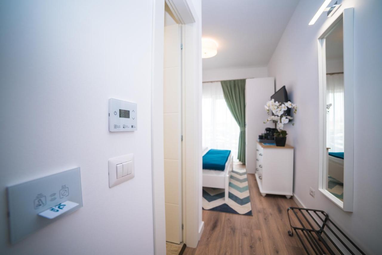 Club Waves - Vama Veche Hotel Eksteriør billede